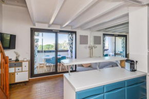 Nice duplex flat with seaview loggia and pool in Six-Fours - Welkeys